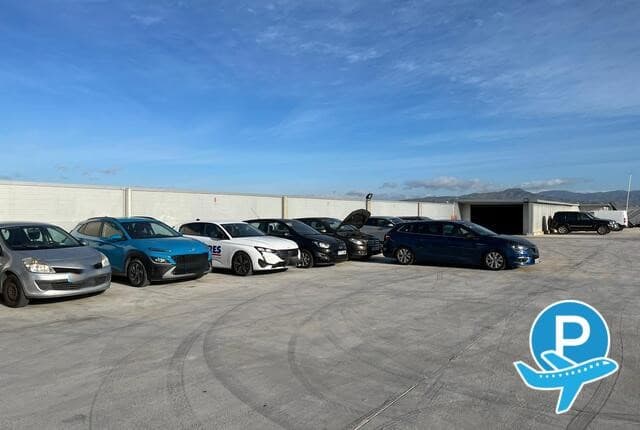 Parking Picasso - Málaga, Av. del Comandante García Morato, 36 (disabled) 4